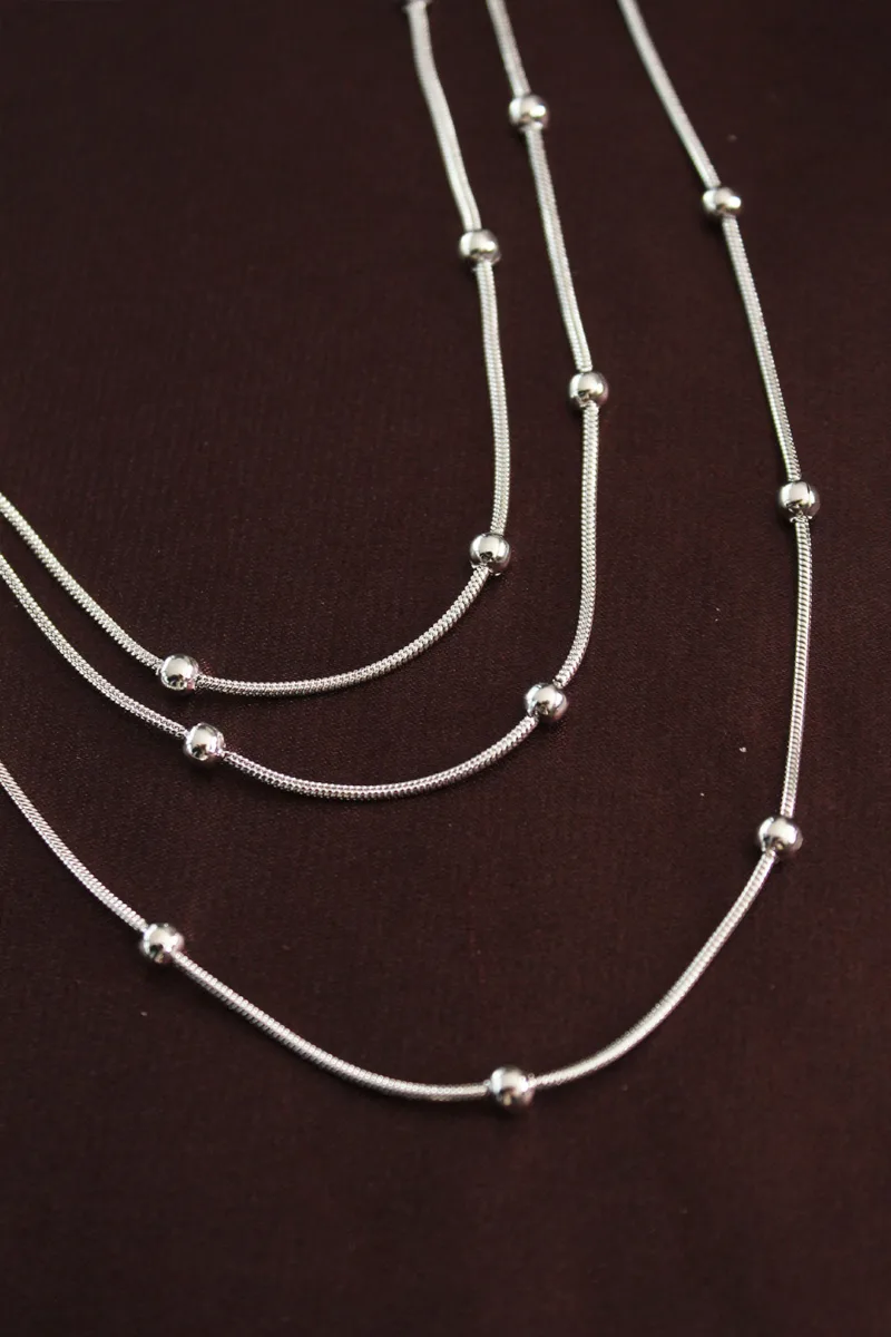 Gümüş Renk Minimal Topçuk Model Çoklu Kolye