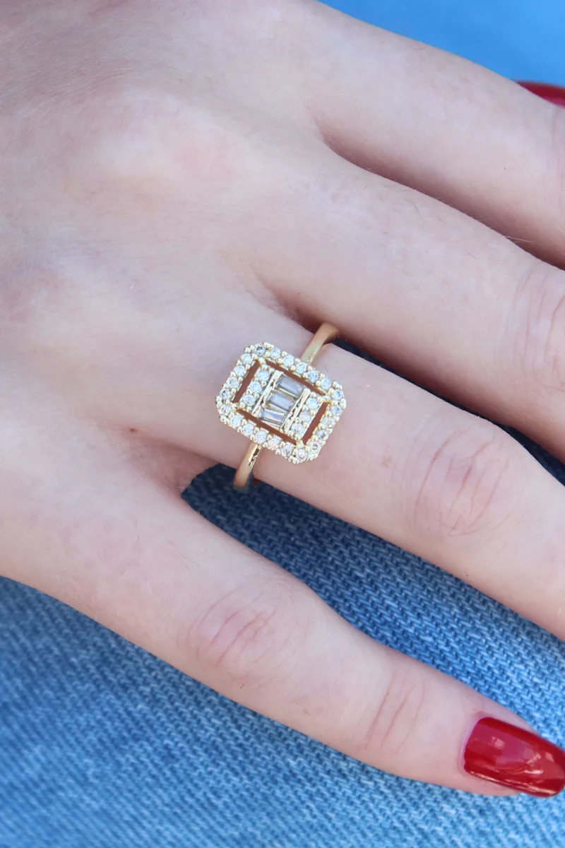 Gold Renk Baget Zirkon Taşlı Kadın Yüzük 5886|Baget Zirkon Taşlı Gold Renk Yüzük