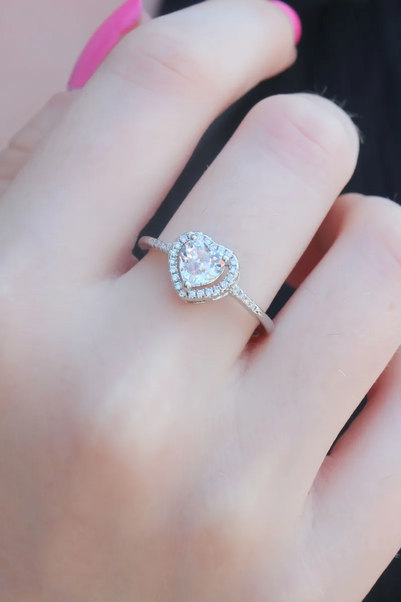 Gümüş Renk Zirkon Taşlı Kalp Model Charm Pirinç Kadın Yüzük 5886|Kalp Charm Pirinç Zirkon Taşlı Gümüş Yüzük