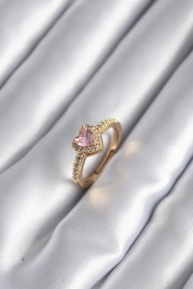 Pembe Zirkon Taşlı Kalp Charm Gold Renk Yüzük
