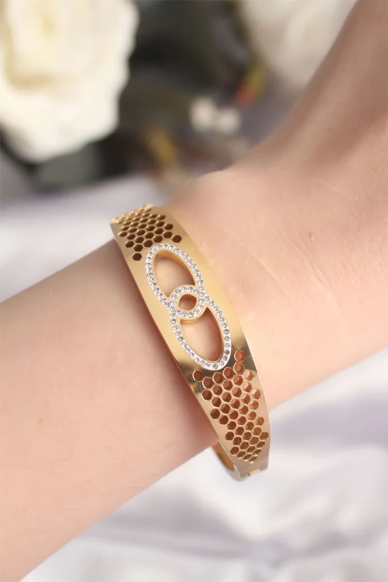 Kelepçe Model Zirkon Taşlı Gold Renk Çelik Bilezik