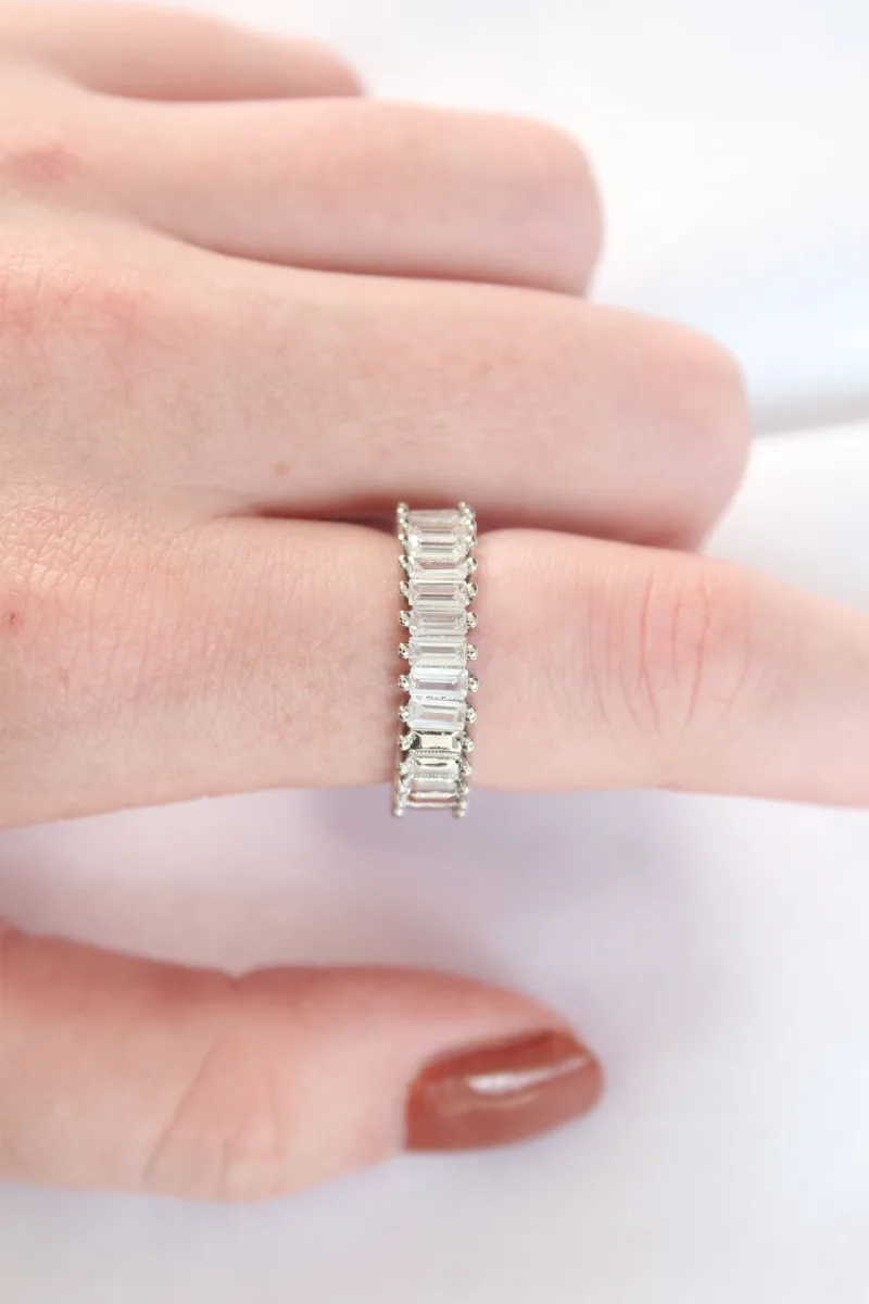 Baget Taşlı Sıra Silver Renk Ayarlanabilir Yüzük