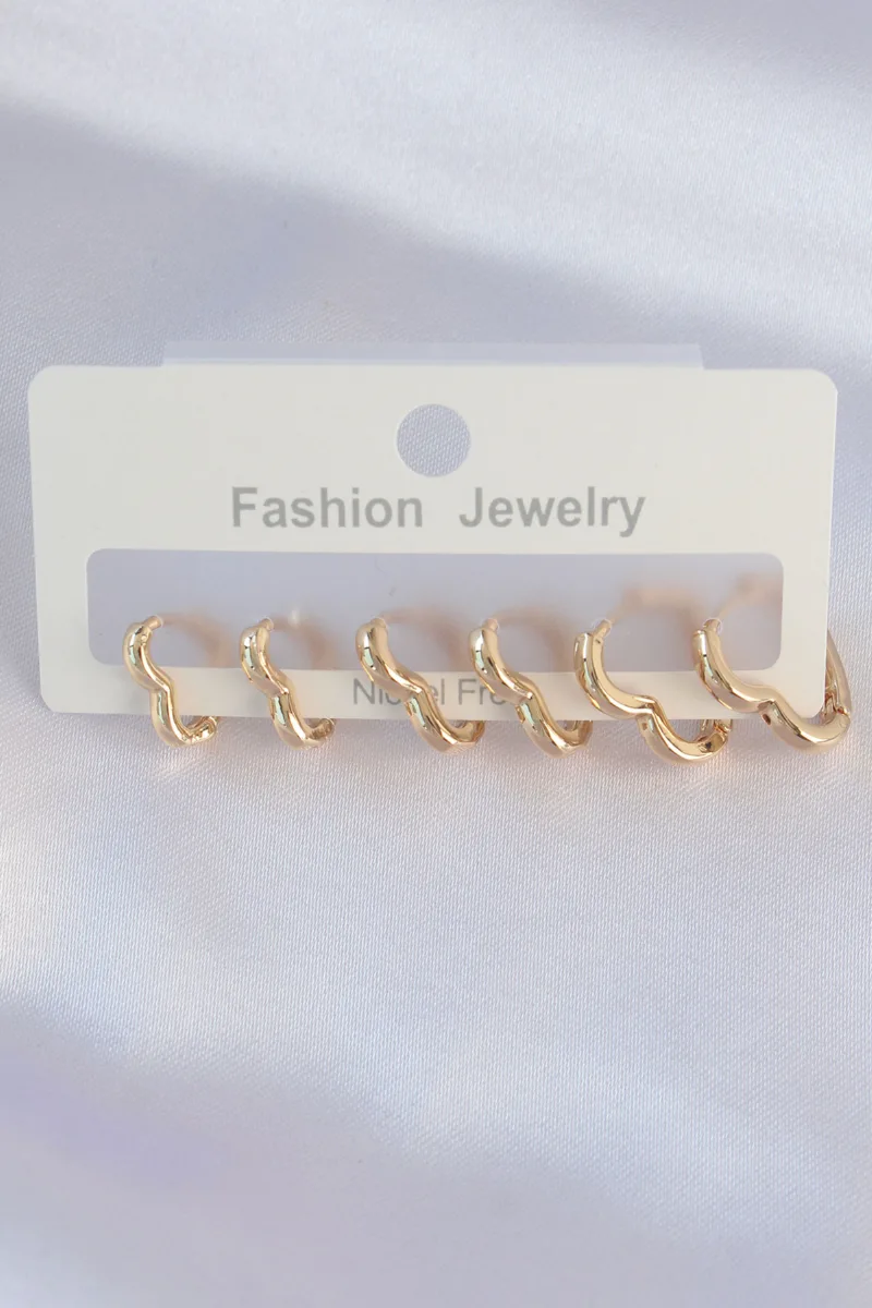 Kalp Model Gold Renk Küpe Seti