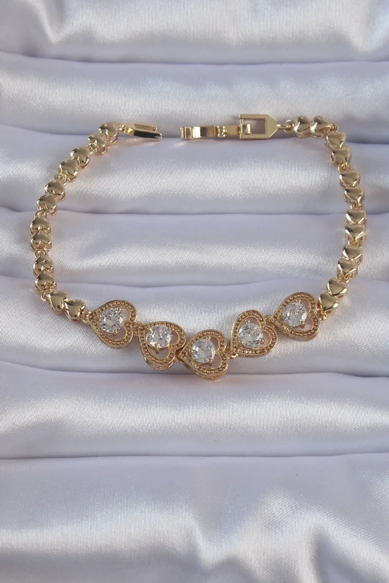 Kalp Figürlü İçi Zirkon Taşlı Gold Bileklik