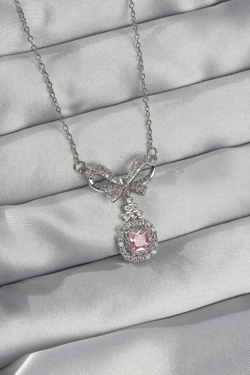 Pembe Zirkon Taşlı Fiyonk Detaylı Tektaş Gümüş Kolye