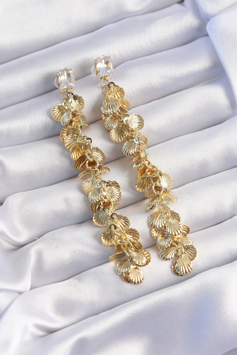 Minimal Deniz Kabuğu Zirkon Taşlı Gold Sallantılı Küpe