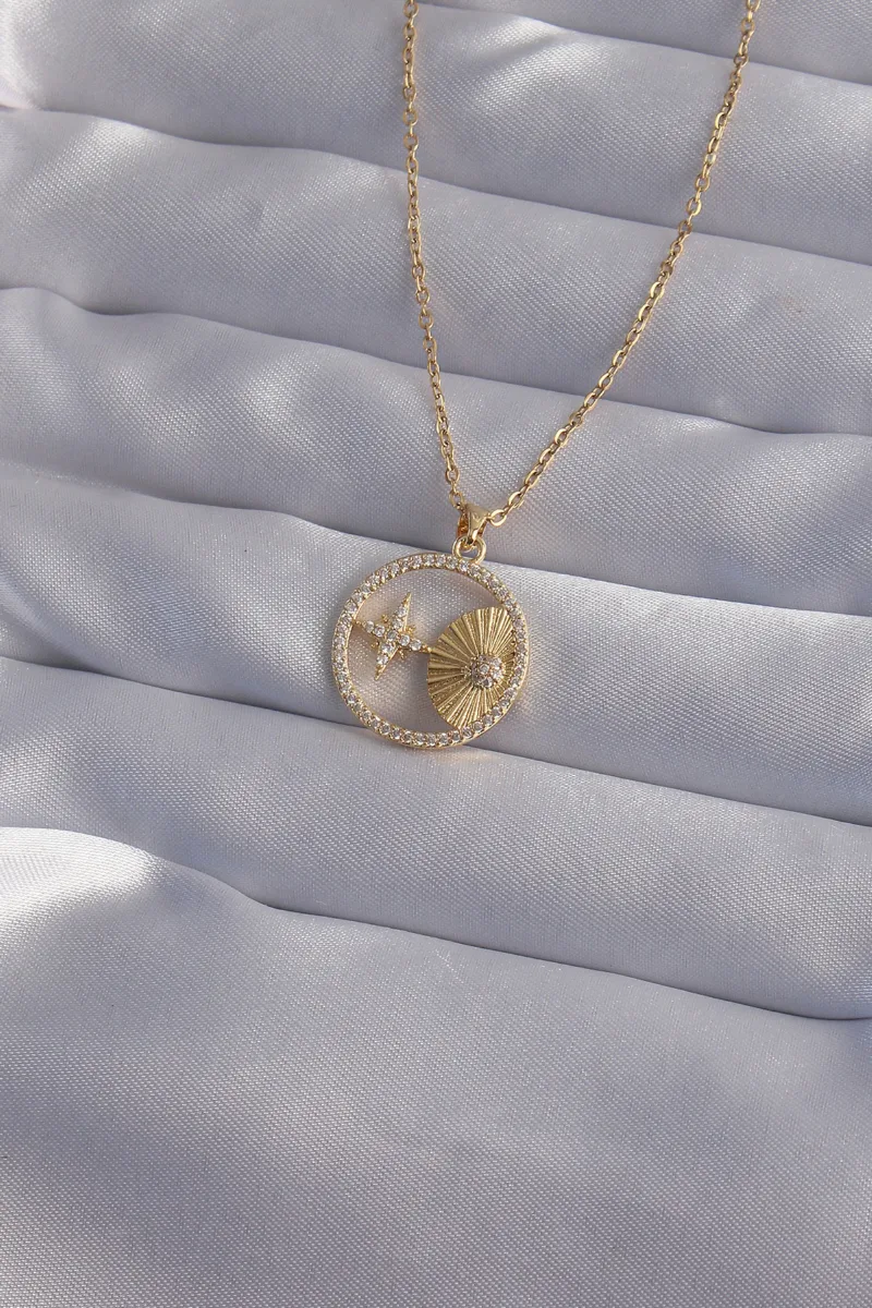 Çelik Zirkon Taşlı Yıldız Figürlü Oval Gold Kolye