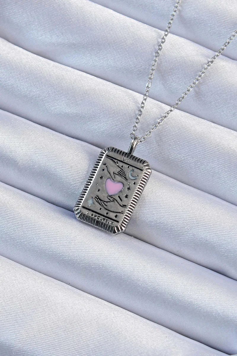 Kalp Figürlü Pembe Mineli Çelik Gümüş Renk Kolye