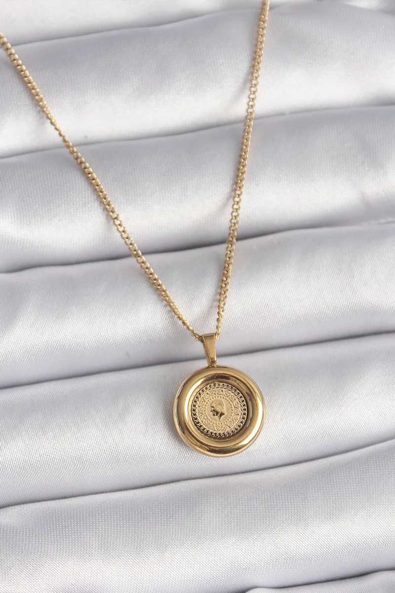Zincir Model Gold Renk Çelik Kolye