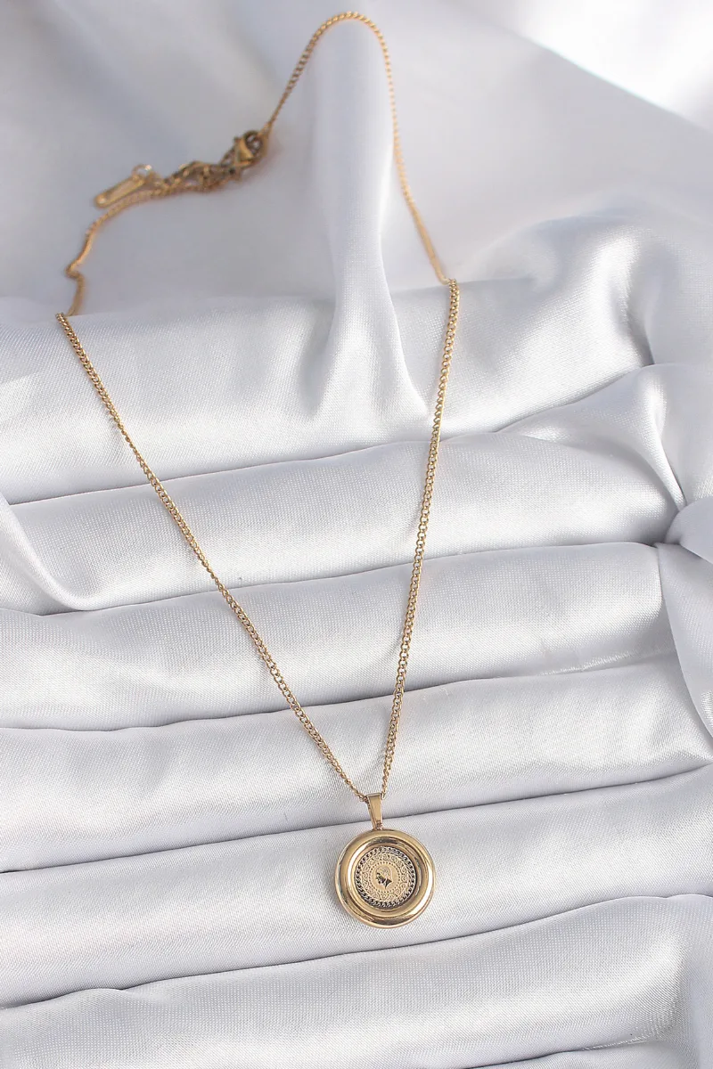 Zincir Model Gold Renk Çelik Kolye