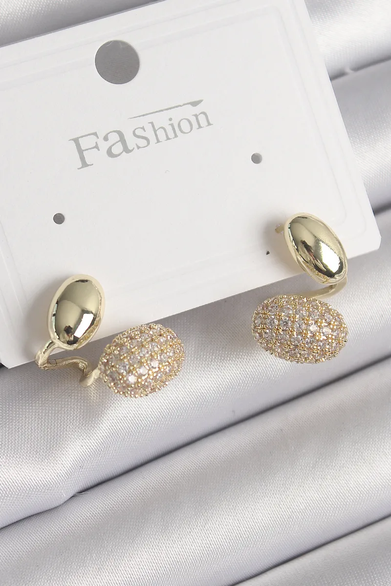 Bombeli Model Zirkon Taşlı Gold Renk Küpe