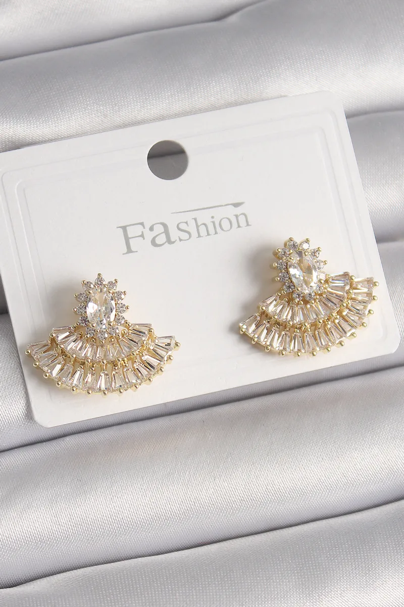 Yelpaze Model Zirkon Taşlı Gold Renk Küpe