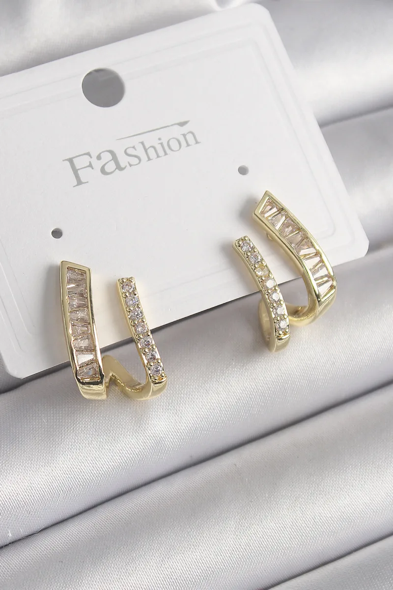 Zirkon Taşlı Gold Renk Küpe