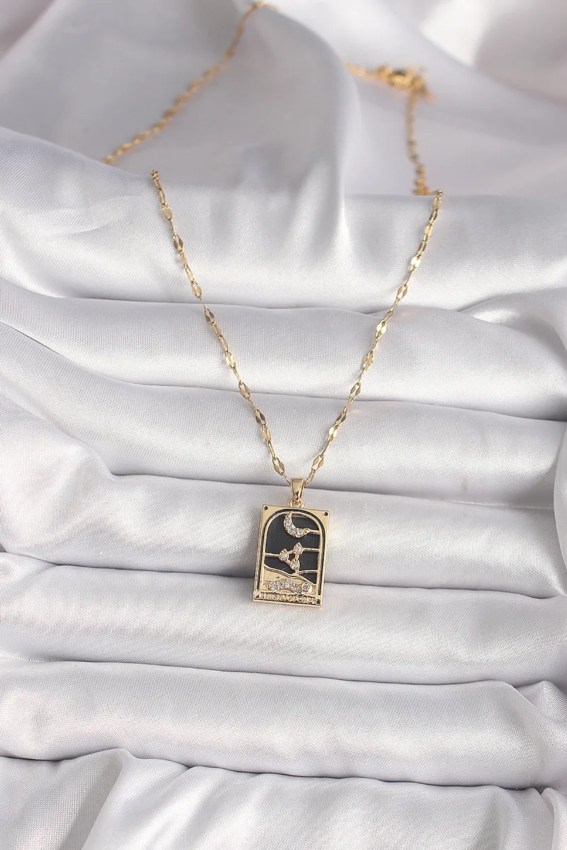 Gold Renk Zirkon Taşlı Tarot Ay Figürlü Kolye