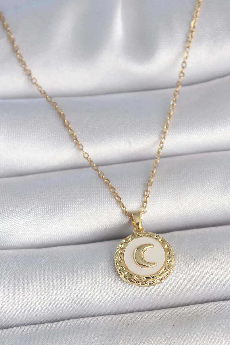 Gold Renk Beyaz Mineli Hilal Madalyon Kolye