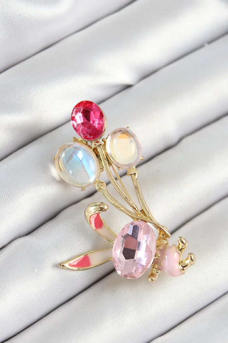 Tavşan Figürlü Balonlu Pembe Zirkon Taşlı Gold Broş