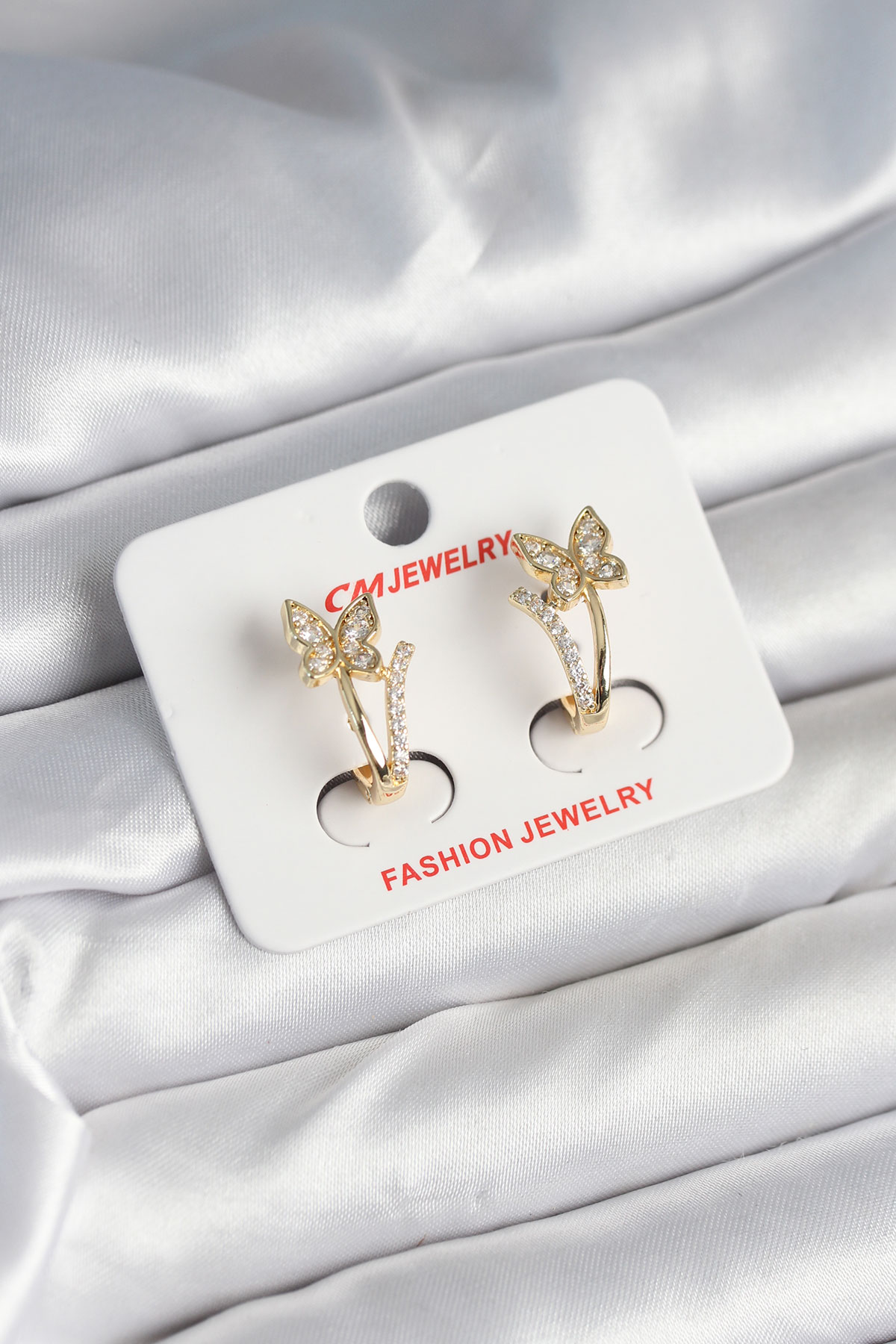 Kelebek Model Gold Renk Zirkon Taşlı Küpe