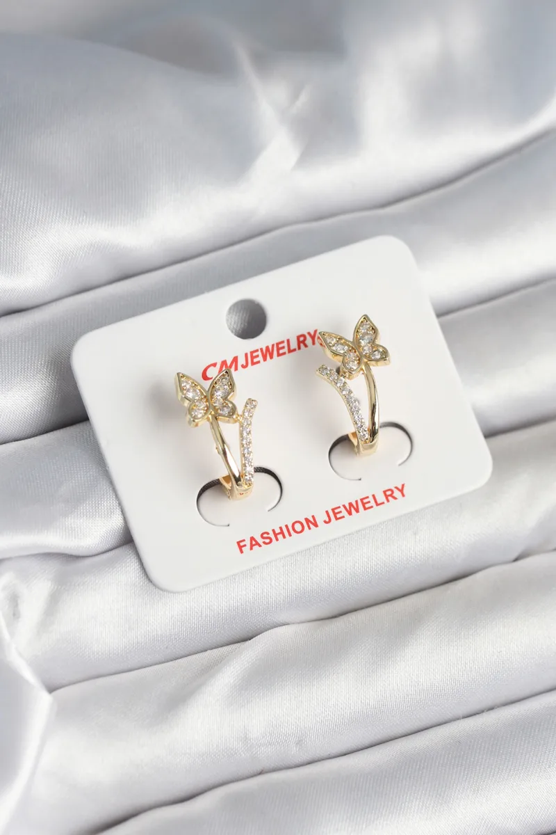 Kelebek Model Gold Renk Zirkon Taşlı Küpe