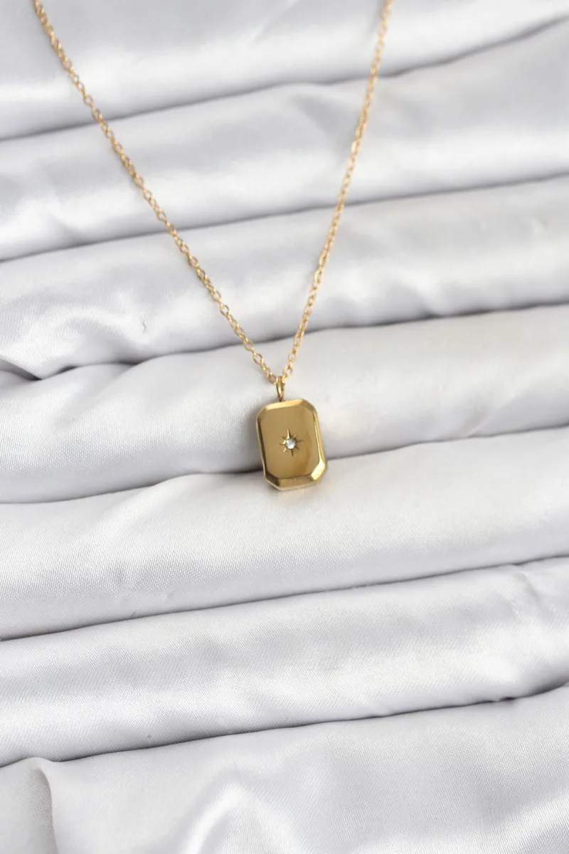 Minimal Kutup Yıldızı Model Gold Renk Kolye