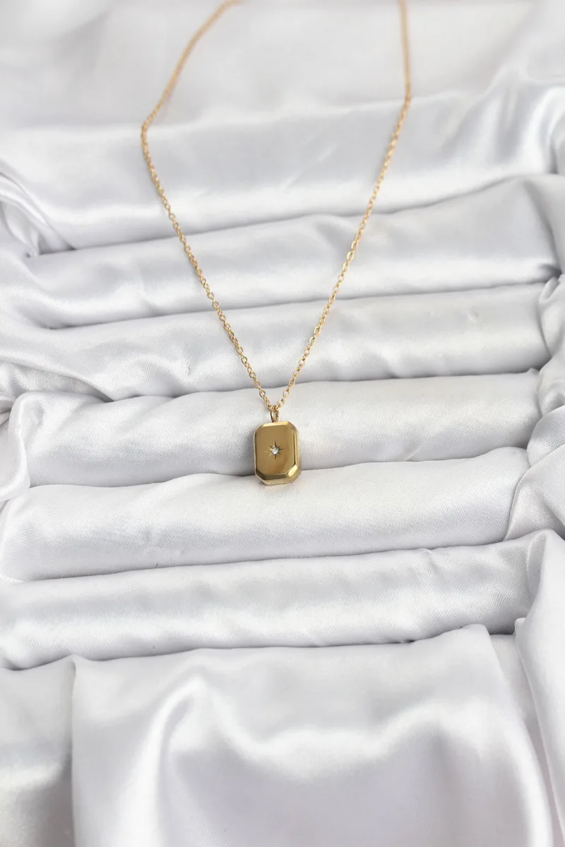 Minimal Kutup Yıldızı Model Gold Renk Kolye