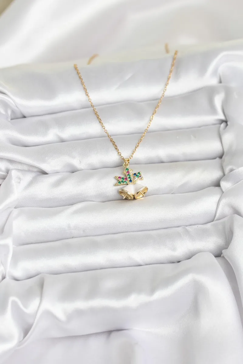 Çan Model Gold Renk Yılbaşı Temalı Kolye