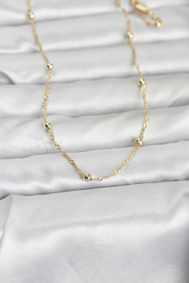 Gold Renk Burgulu Top Zincirli 60 Cm Kolye