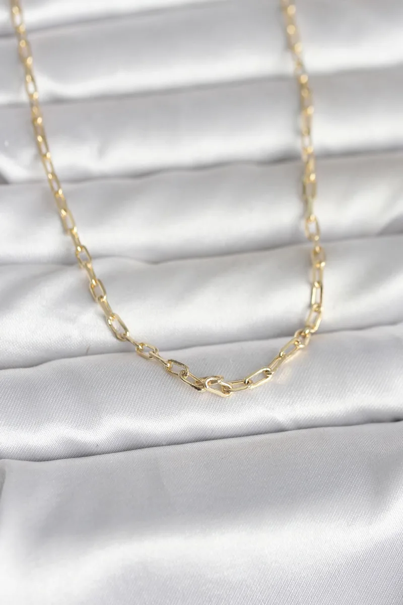 Gold Renk Ataç Zincirli 60 Cm Kolye