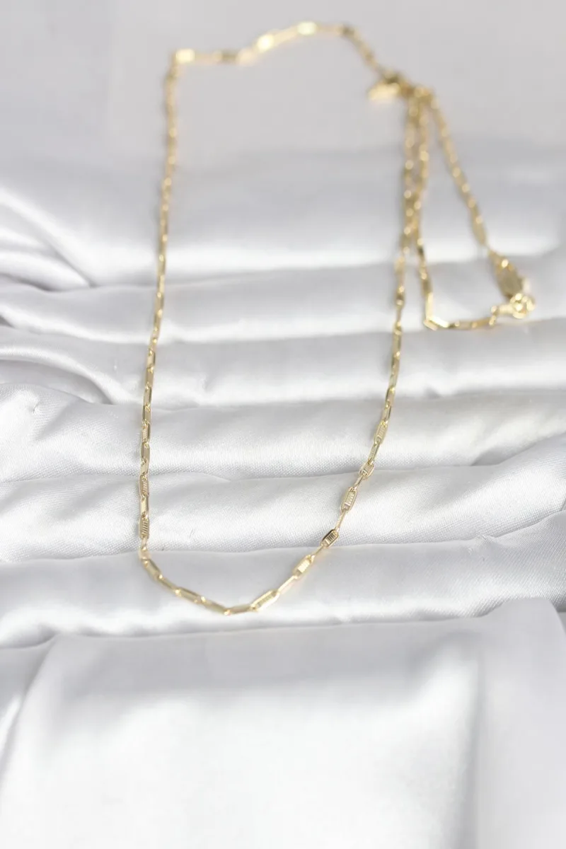 Gold Renk İnce Ataç Zincirli 60 Cm Kolye