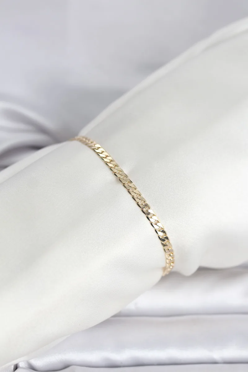 Gold Renk Zincirli Şık Kadın Bileklik