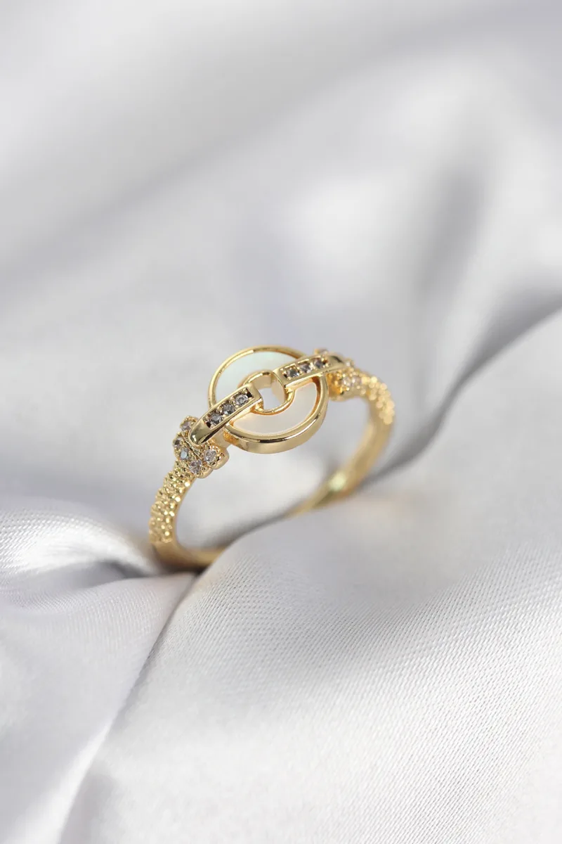 Daire Formlu Sedefli Zirkon Taşlı Gold Renk Yüzük