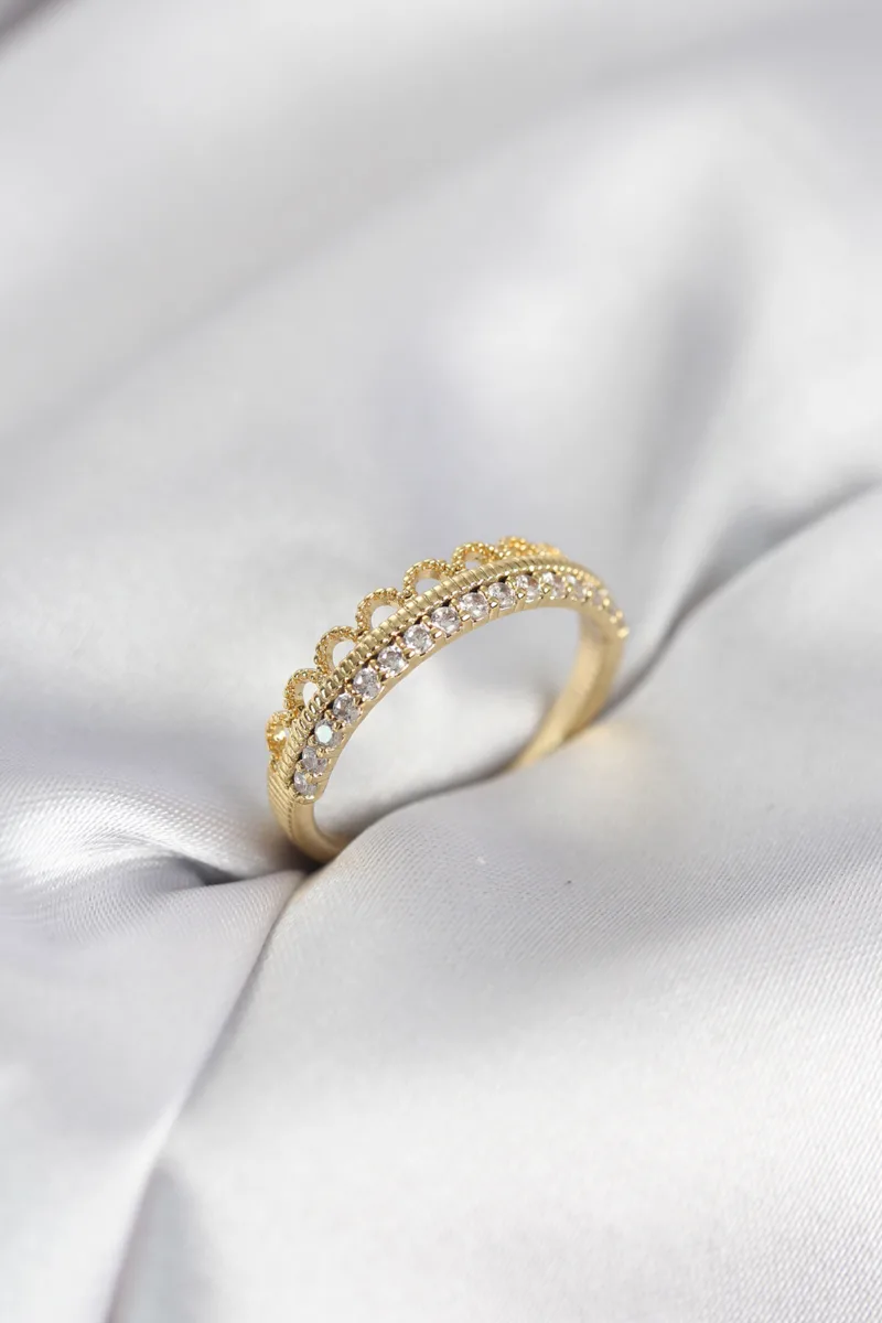 Motifli Gold Renk Zirkon Taşlı Yüzük