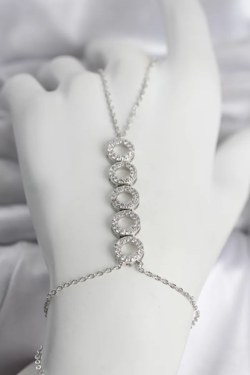 Zirkon Taşlı Sıralı Halka Model Gümüş Şahmeran