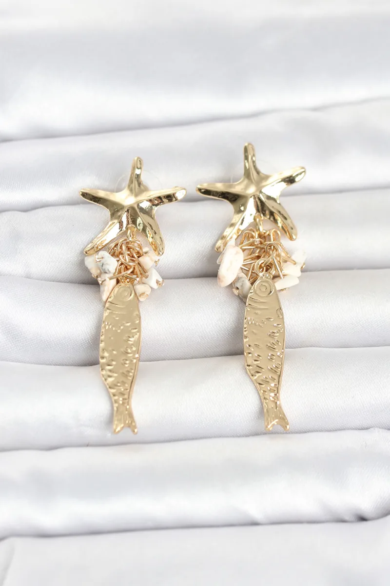 Balık Deniz Yıldızı Krem Taşlı Gold Renk Küpe